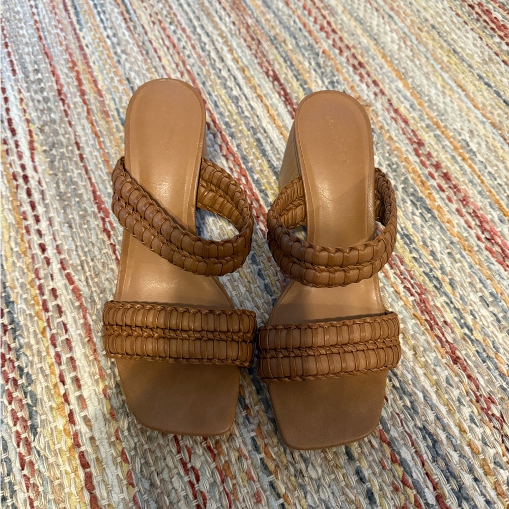 Size 9 ~ Universal Thread Chunky block slip on shoes